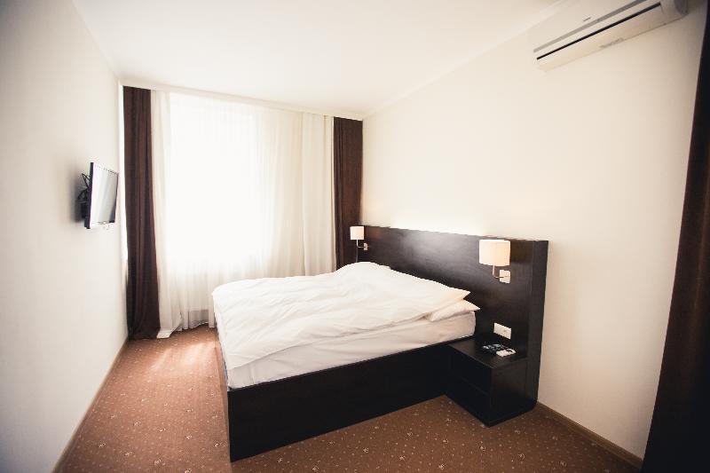 Summit Villa Chisinau Exterior foto